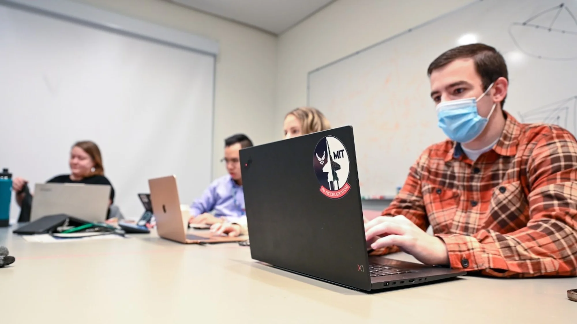 AI creates a comprehensive learning experience by combining different learning styles and resources