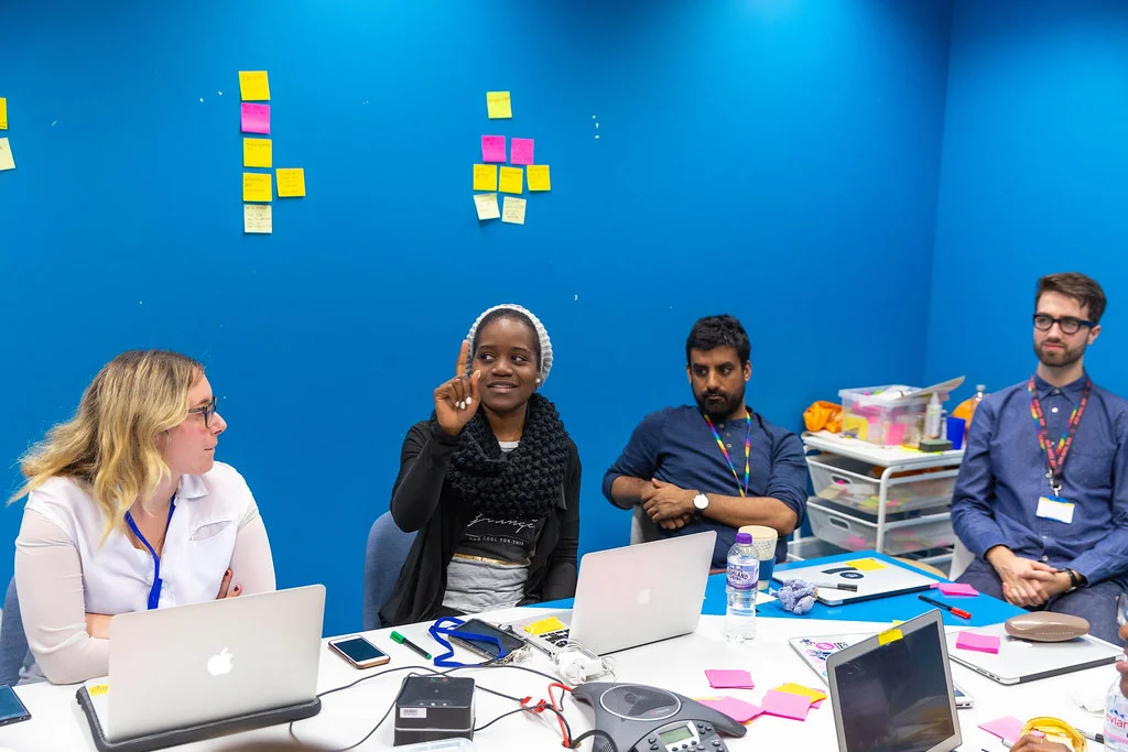 Coaching ist zielorientiert und konzentriert sich auf spezifische Fähigkeiten und berufliche Ziele