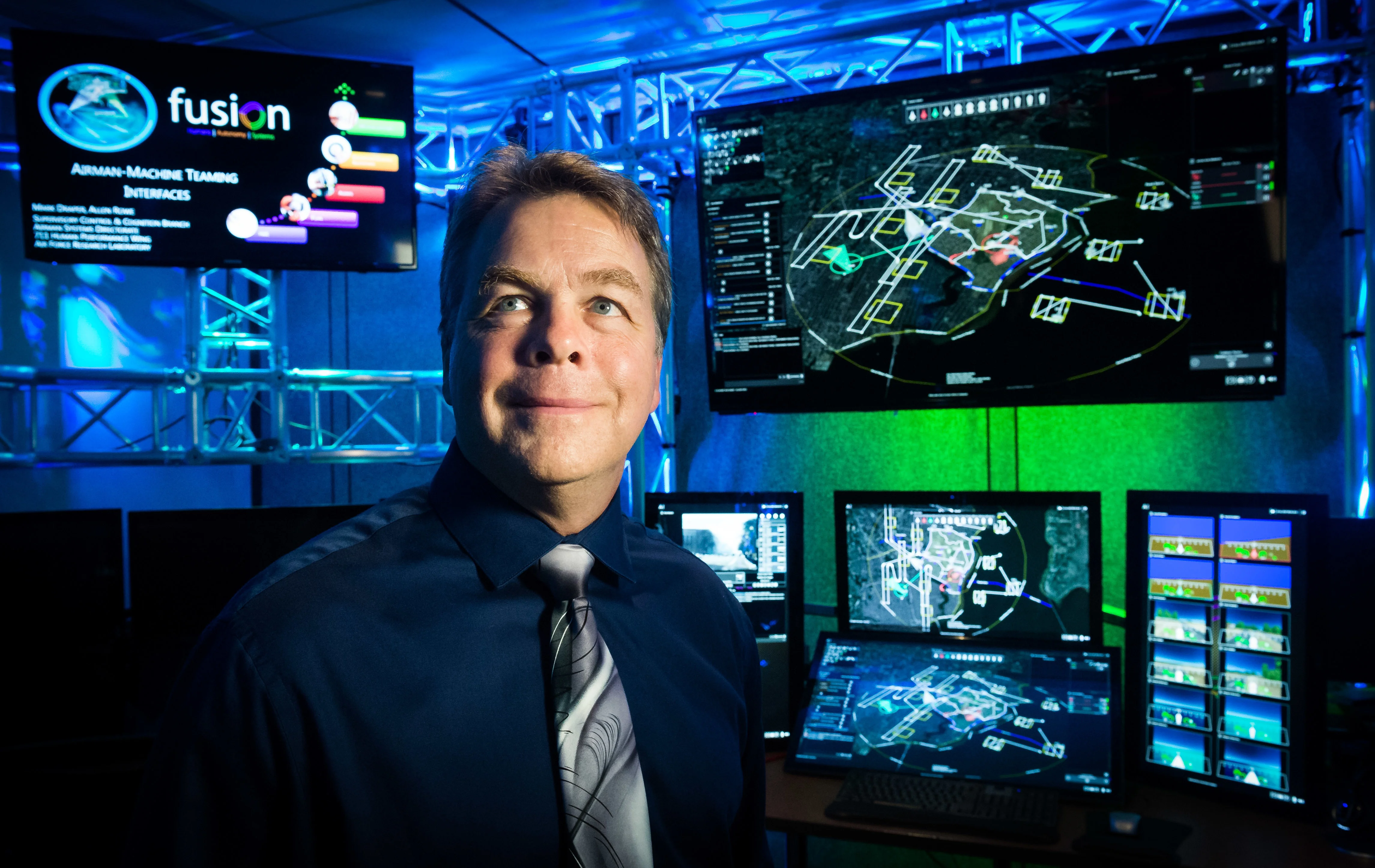 Herramientas de IA personalizan el aprendizaje al adaptar estrategias y contenido a las necesidades individuales de los usuarios