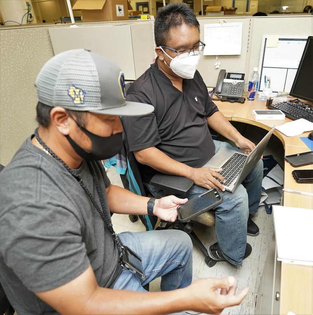 La integración efectiva de herramientas tecnológicas garantiza que funcionen como un equipo cohesivo, mejorando la eficiencia de las PYMEs