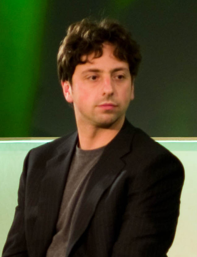 Sergey Brin ha enfatizado la importancia de la resiliencia y la adaptabilidad en el éxito empresarial, demostrando cómo superar desafíos y críticas puede conducir a la innovación