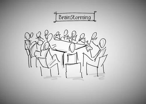 Non-synchronous collaboration allows team members to organize their thoughts, leading to clearer communication and reduced psychological stress