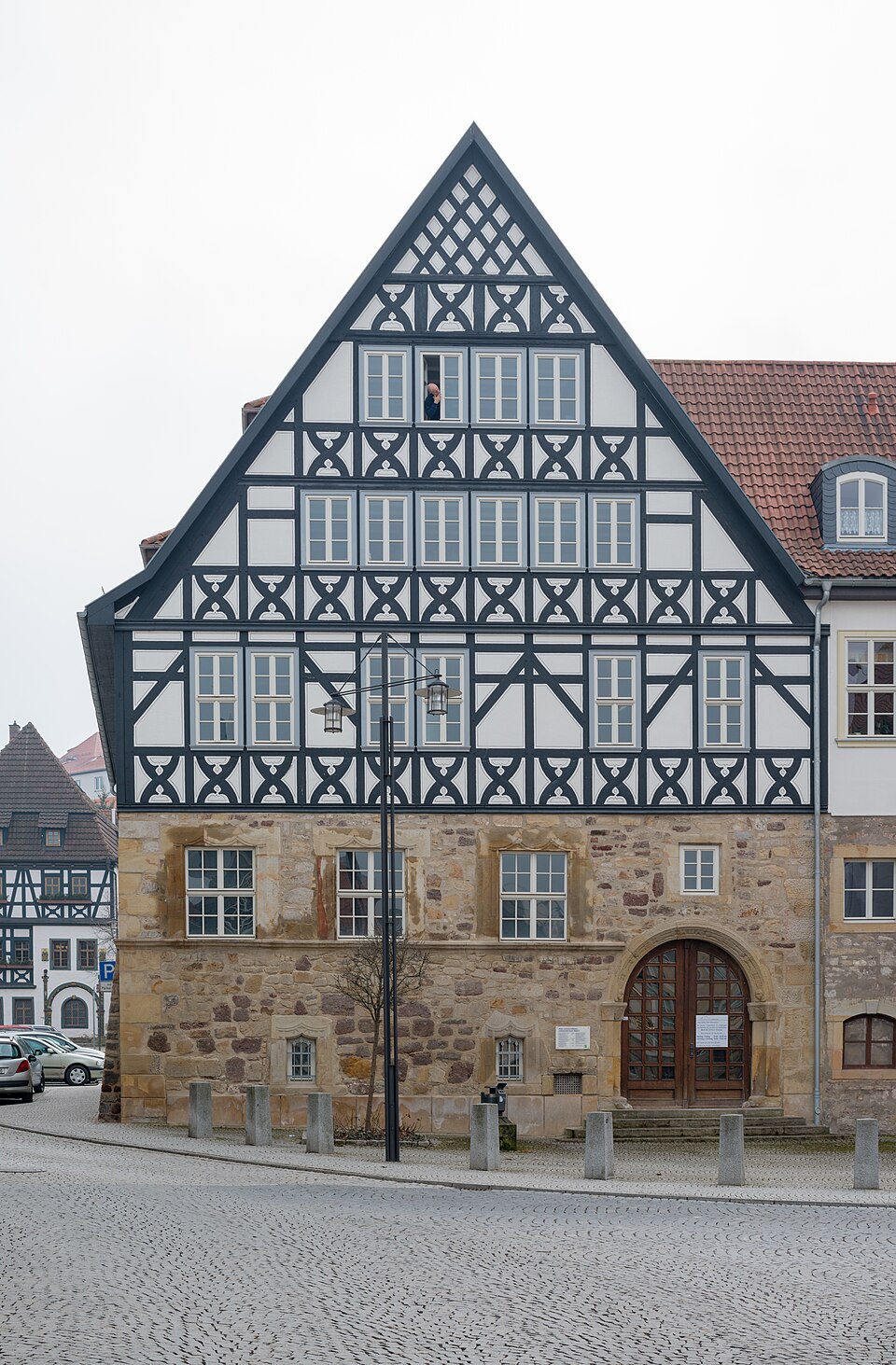 Germany leads the DACH region in e-commerce growth, with Amazon dominating, while local platforms hold significance in Austria and Switzerland