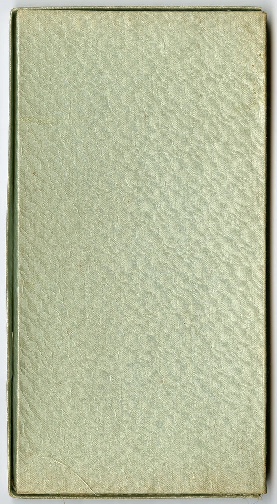 The "Divide y Multiplica" method leverages AI to intelligently segment content, creating multiple pieces from a single source, enhancing productivity and reach