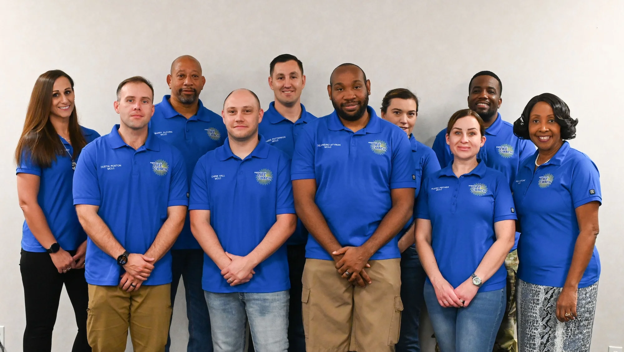 Team-Coaching fördert den Teamgeist und die Teamfähigkeit durch maßgeschneiderte Interventionen, die auf die spezifischen Bedürfnisse des Teams eingehen