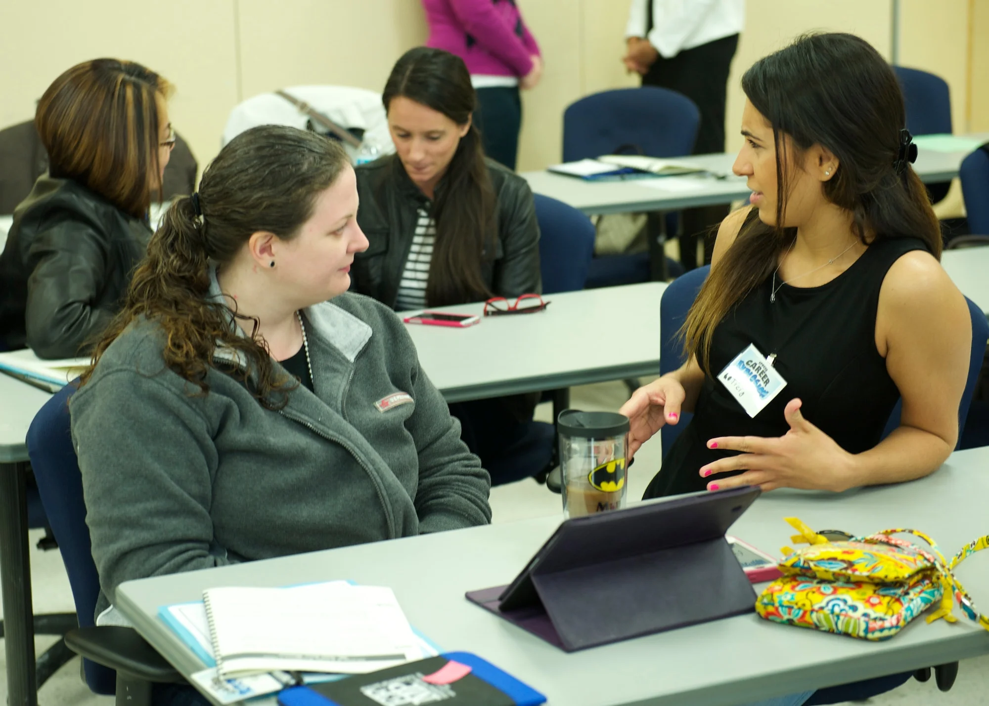 KI-gestützte Methoden und strategisches Wissensmanagement werden bis 2025 das Karrierecoaching revolutionieren und auf die digitale Arbeitswelt vorbereiten