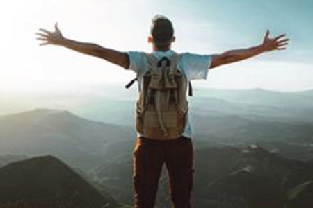 Reformular pensamientos y aceptar el cambio como inevitable son estrategias fundamentales para fortalecer una mentalidad positiva y resiliente