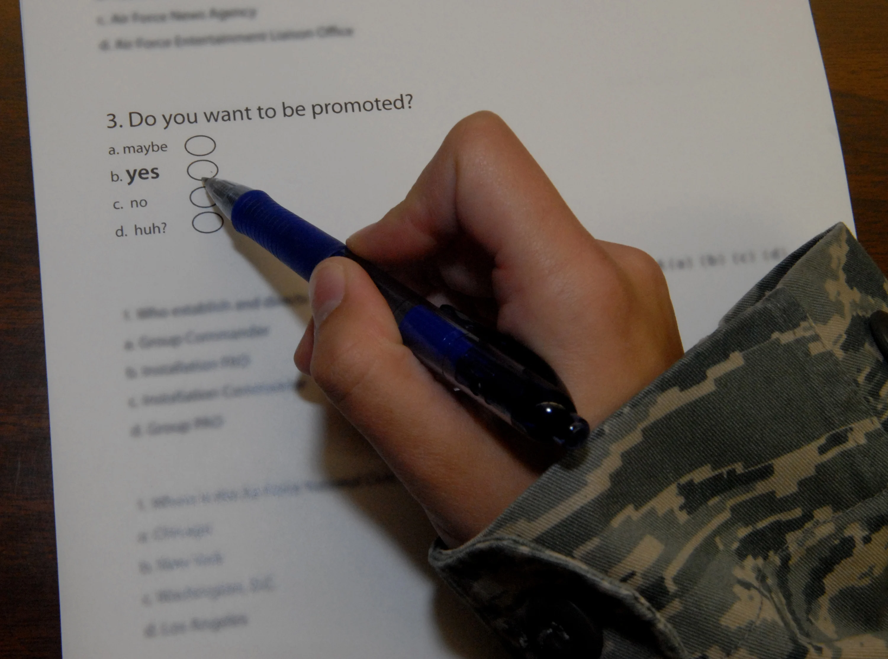 Using varied content formats like videos and tests enhances engagement and allows flexible, independent learning