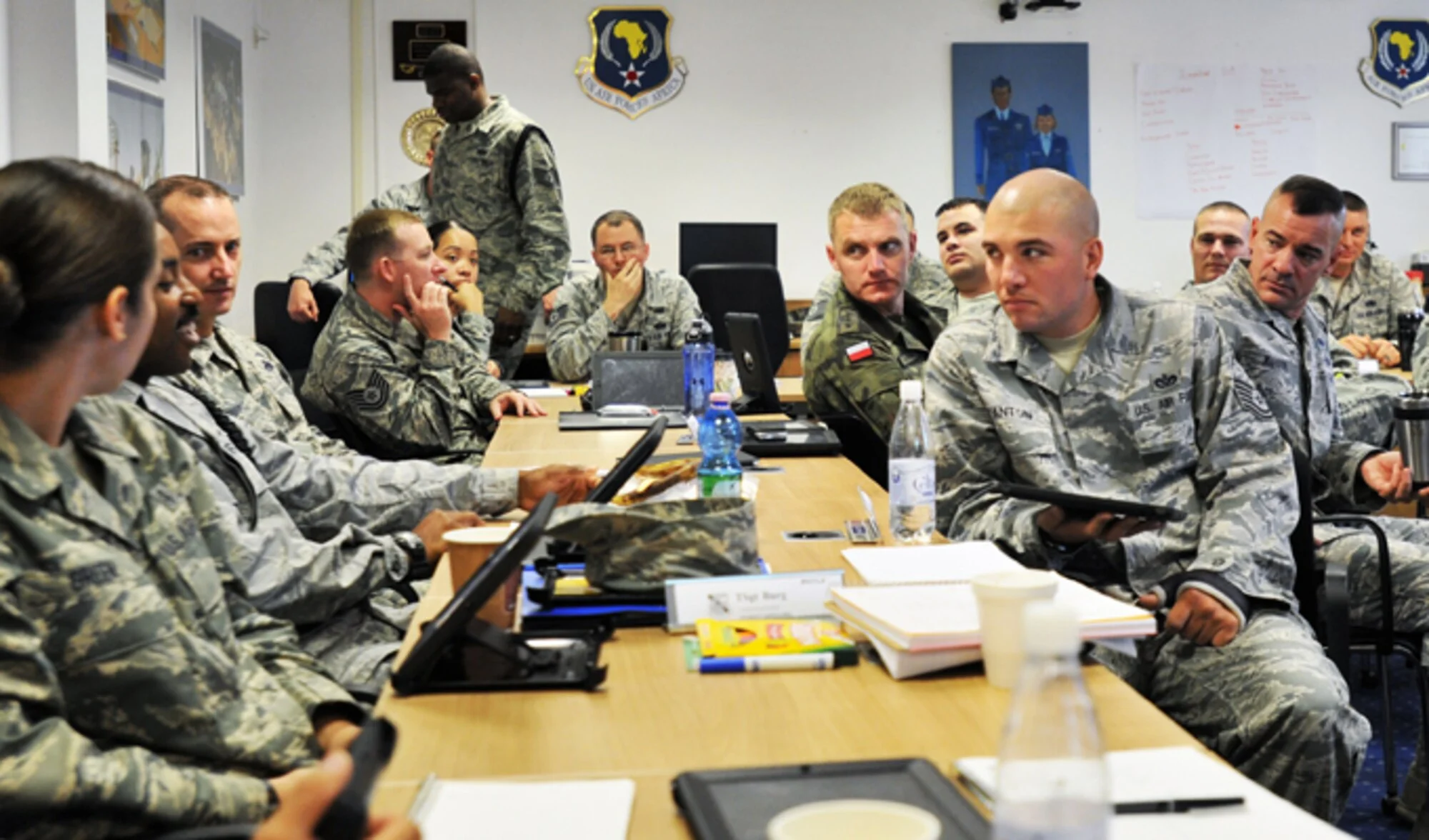 Die Studie des Instituts der deutschen Wirtschaft unterstreicht, dass nachhaltige Führung entscheidend für den langfristigen Erfolg ist